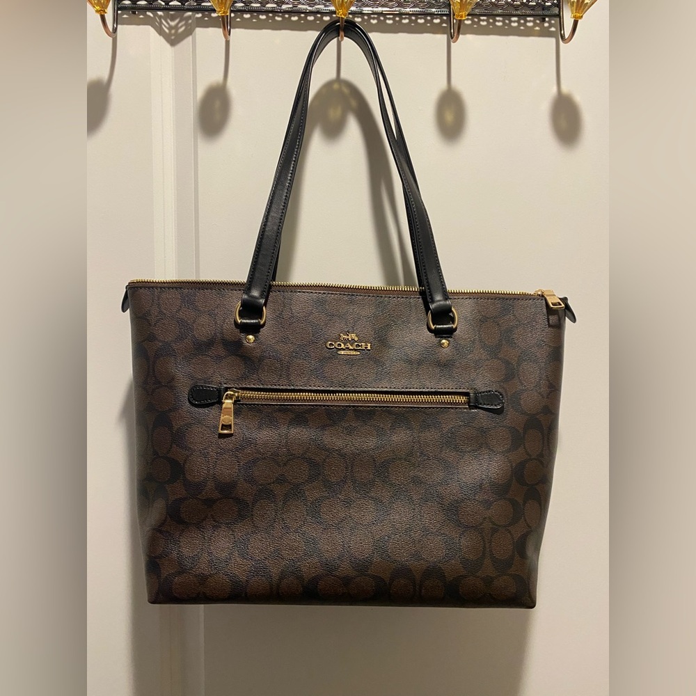 Coach Gallery Brown and Black Tote Bag - Like New, Used Once